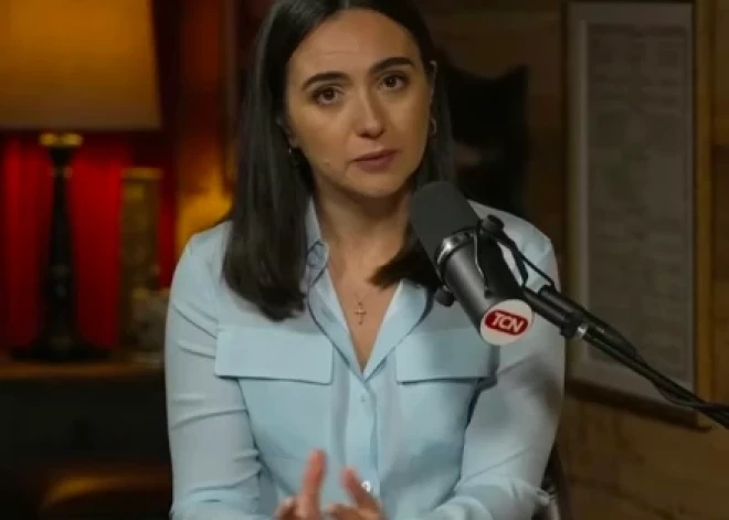 Iepriekš piekrita “atdot Donbasu Krievijai”? Zelenska bijusī preses sekretāre intervijā sarunā virkni glupību