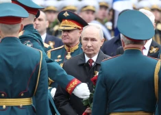 Financial Times: военные убедили Путина, что возьмут Донбасс до осени