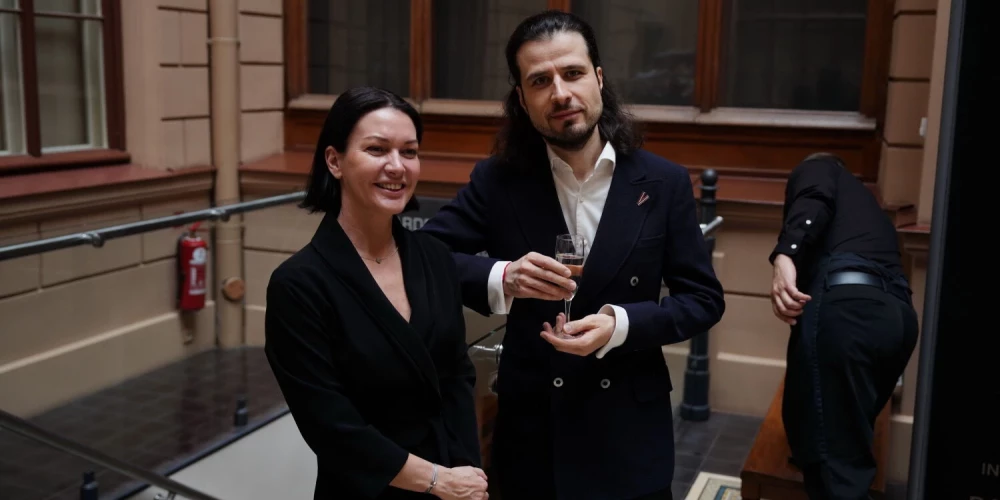 Rīgā godināti “Baltijas balvas” laureāti mākslā, zinātnē un arhitektūrā.