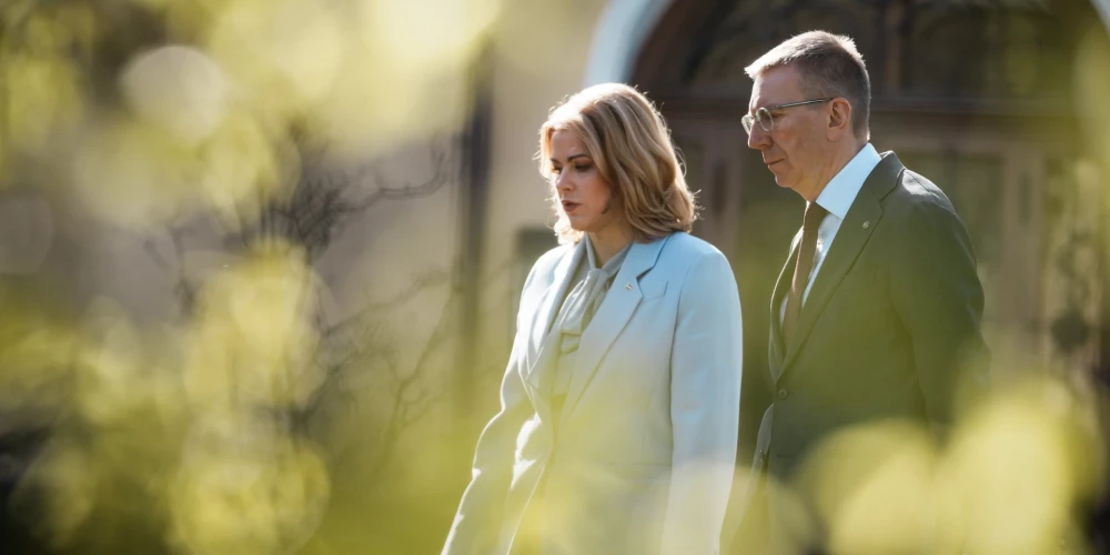 Valsts prezidents Edgars Rinkēvičs un Ministru prezidente Evika Siliņa.