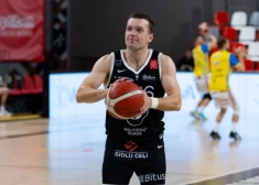 “Valmiera Glass” tuvojas vēsturiskam titulam pēc uzvaras pār “Ventspili”