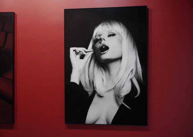Rīgas radošo vidi papildina Agnijas Grigules fotogrāfijas salons “La Rouge”.