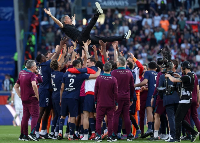 Parīzes "Saint-Germain" turpina dominēt Francijā, "Inter" izcīna otro trofeju Itālijā, "City" vēl saglabā intrigu Premjerlīgā