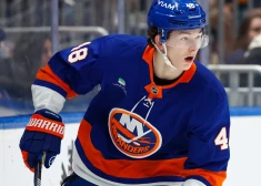 Par NHL sezonas labāko debitantu atzīts "Islanders" aizsargs Šeifers