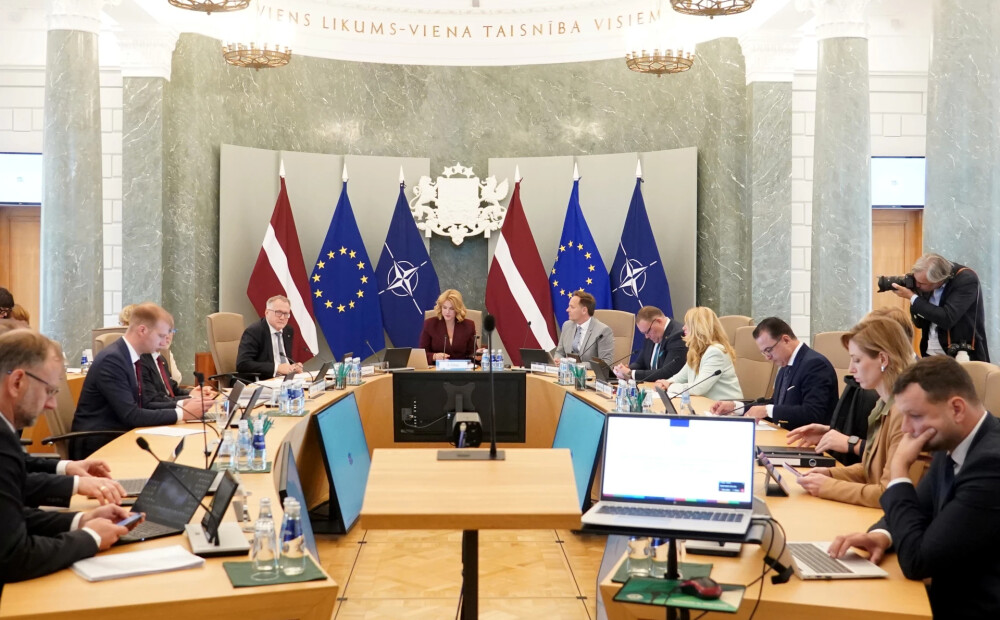 Valdība pildīs pienākumus līdz jauna Ministru kabineta apstiprināšanai