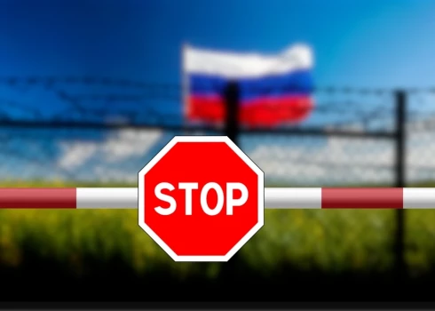 Шлагбаум на границе с РФ закрывается все плотнее.