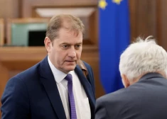 Krauzem atgriežoties parlamentā, deputāta mandātu zaudēs Zemmers