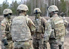 ASV militārās klātbūtnes samazināšana Latvijā patlaban netiek izskatīta
