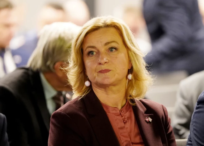 Trīs partijas jau vienojušās par sadarbību jaunas valdības izveidē
