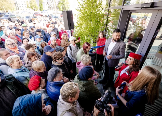 Atvērts līdz šim energoefektīvākais “Maxima XX” veikals Rīgā 
