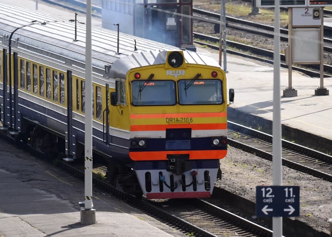 Pēc iespējamā gaisa telpas apdraudējuma kavējas vilcieni Zilupe–Rīga un Indra–Rīga