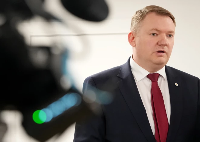 AS valdības sarunās nevilkšot stingras līnijas pret JV un “Progresīvajiem”