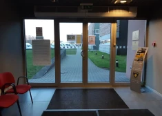 Apzog policijas kafejnīcas darbinieces Liepājā, demolē Vangažu Kultūras centru, Salaspilī strostē mazdārzniekus: kriminālā province
