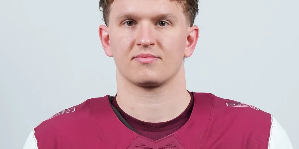 Kristaps Skrastiņš ir Latvijas hokejists, kurš spēlē uzbrucēja pozīcijā. 