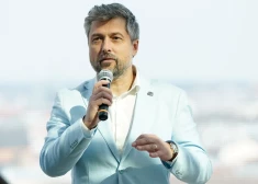 В Риге отменили командировку на кладбищенскую конференцию в Италии: поездка стоила бы 20 тысяч евро