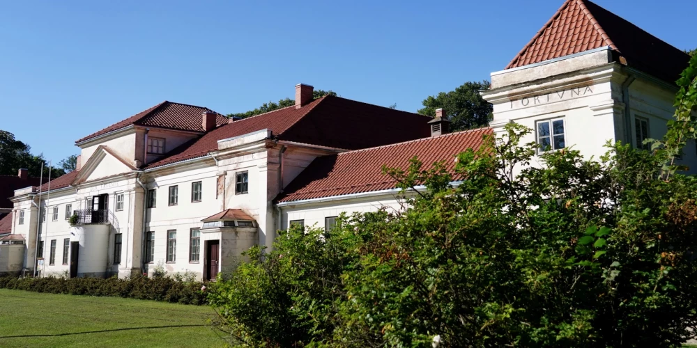 Varakļānu muiža