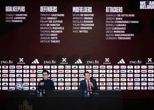 Beļģijas futbola izlases sastāva paziņošanas brīdis. 