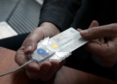 Более 346 000 eID-карт в Латвии скоро потеряют функции электронной подписи