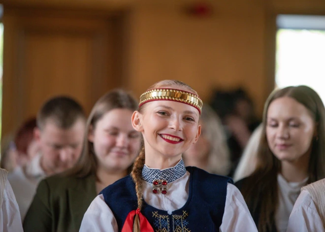 Īpašā pateicības pasākumā Ministru kabinetā tiek cildināti “Talkas cilts balvas” uzvarētāji un pašvaldību koordinatori.