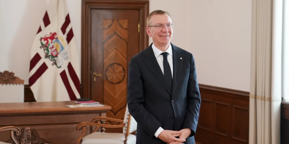 Президент Эдгар Ринкевич продолжит консультации с представителями парламентских фракций.