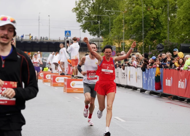 Sākas Rīgas maratona skrējieni