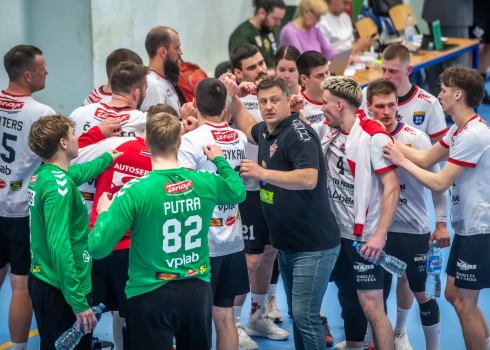 Dobeles "Tenax" finālsērijā pieveica "Armijas sporta klubu"/"Murjāņu sporta ģimnāziju" (ASK/MSĢ) un 11. reizi ieguva Latvijas čempionu titulu (foto: "Dobeles Tenax" / Facebook)