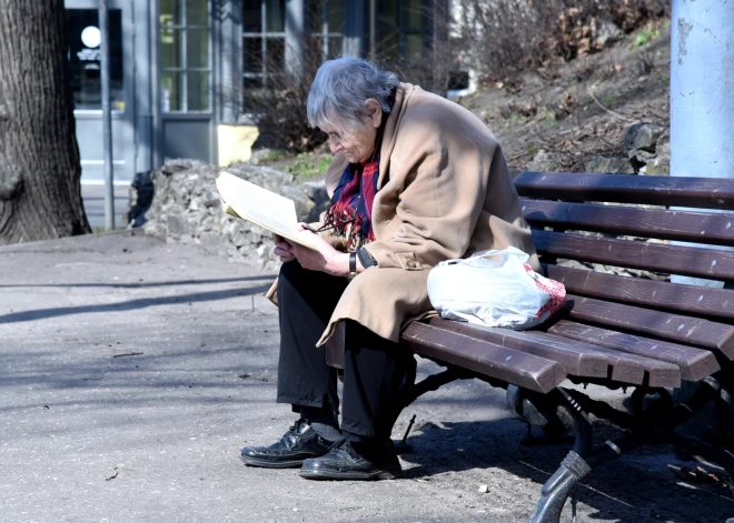 Vidējās pensijas apmērs martā ir nedaudz palielinājies. Cik liela tā tagad ir?