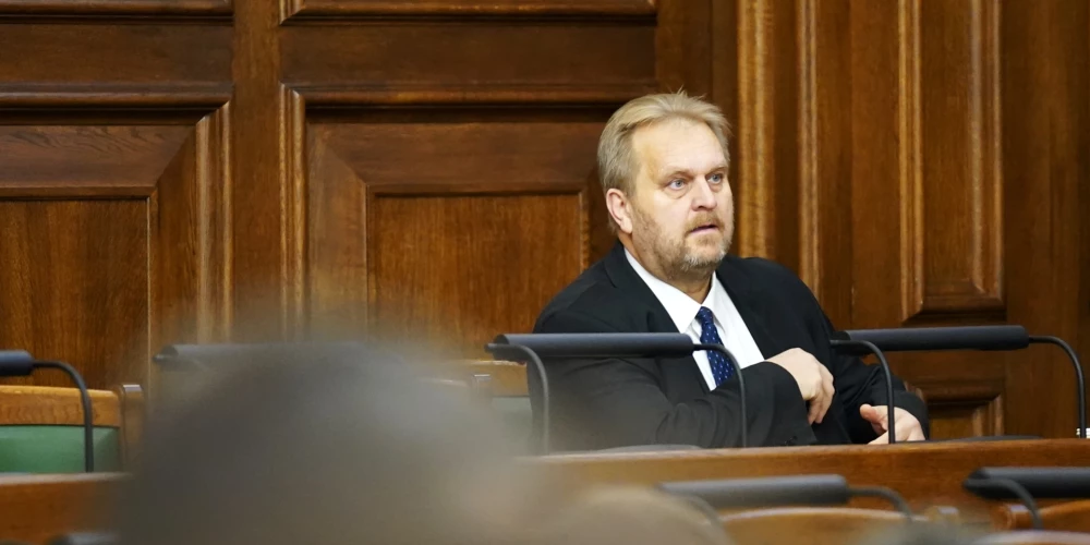 Deputāts Andrejs Ceļapīters.