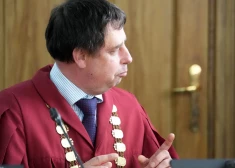 Augstākās tiesas senators Intars Bisters dzeršanas dēļ “pakāš” vairāk nekā 15 tūkstošus un zaudē tiesā