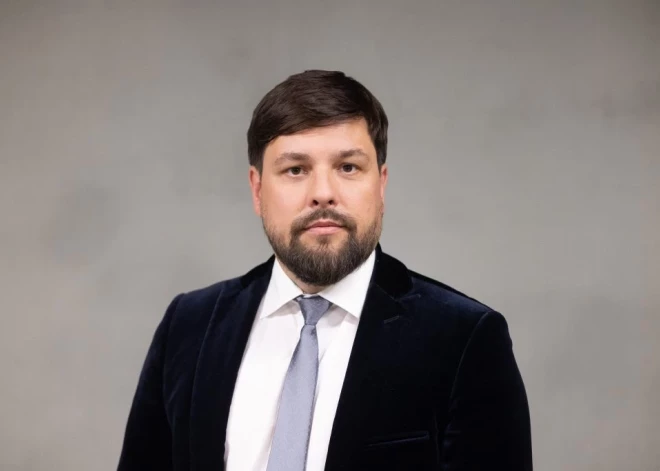 Par RTU Liepājas akadēmijas jauno direktoru kļuvis Sandis Šrāders