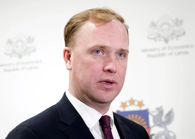 Valainis: nākamajam ekonomikas ministram jāspēj redzēt plašāk par “Excel” tabulām