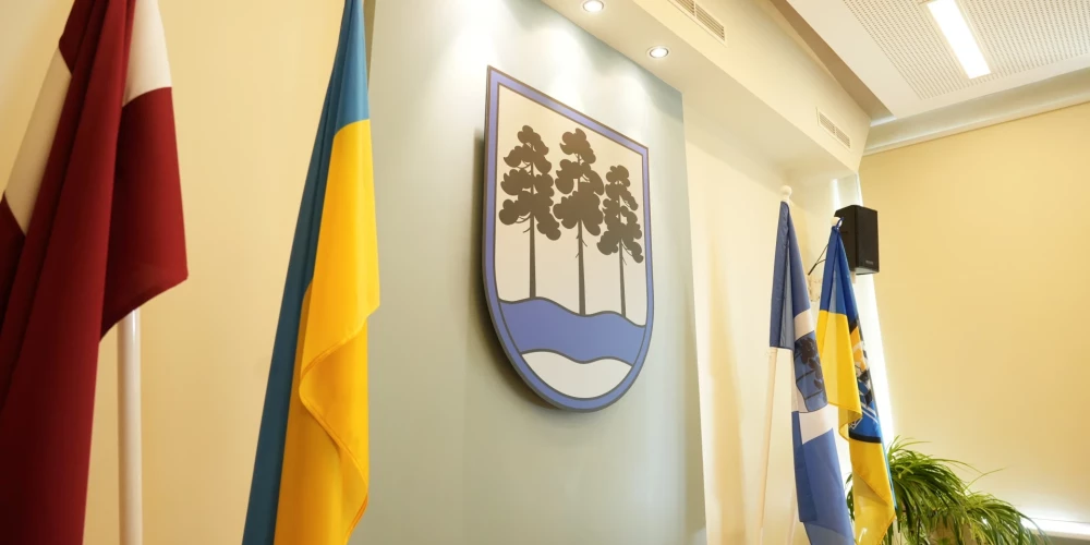 Ogres novada domes sēžu telpa.