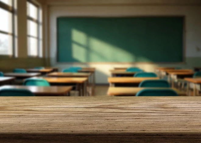 Gaisa apdraudējuma laikā Antūžu skolā skolēni tika pārvietoti uz drošām telpām