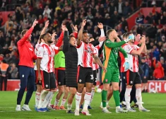 Pretiniekus spiegojošā "Southampton" paliek bez pārspēlēm par vietu premjerlīgā