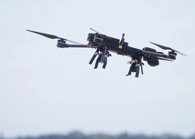 Skaidro, kas notika ar dronu, kas izraisīja gaisa trauksmi Lietuvā