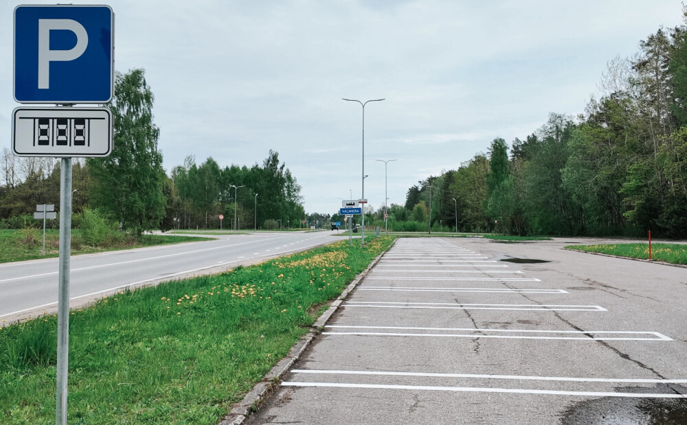 Pie Vidzemes slimnīcas jauns stāvlaukums – paplašinātas stāvvietu iespējas apmeklētājiem