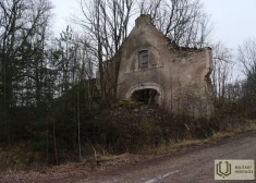 В Латвии сохранились руины усадьбы, где история оказалась мрачнее легенд