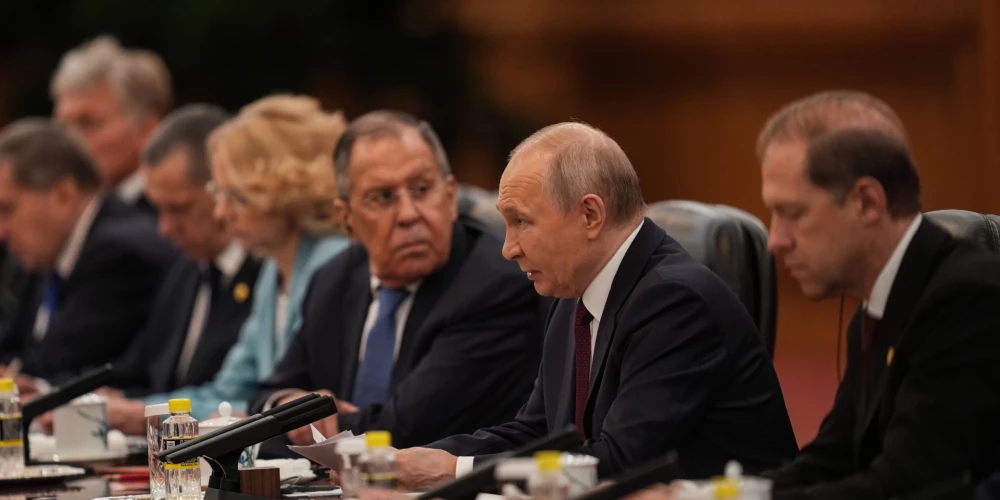 Ķīna Krievijas vadoņa Vladimira Putina viesošanās laikā atskaņojusi "Gulbju ezeru".