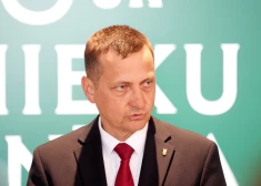 Atbildība par atbalstu kokrūpniekiem jāuzņemas TM, FM un Siliņai, norāda Krauze