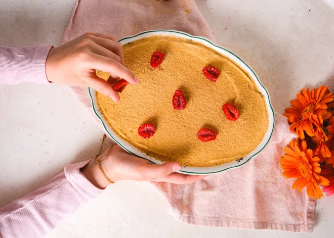 Annas Pannas zeltainais cepumu tiramisu, ko viegli var pagatavot arī bērni