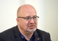 У Валкского края проблемы - постоянно задерживает платежи по кредитам и ищет выход из кризиса