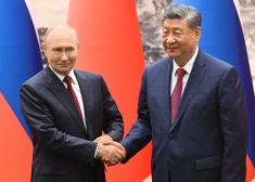 Проводив из Пекина Трампа, Си Цзиньпин принял и Путина. Что скрывается за их заверениями в нерушимой дружбе?