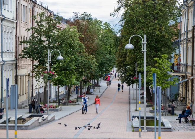 "Vai tad nedzirdējāt par apdraudējumu?!" Daugavpilī pirmo reizi izskan brīdinājums par gaisa trauksmi