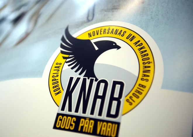 KNAB проводит обыски в трех латвийских больницах