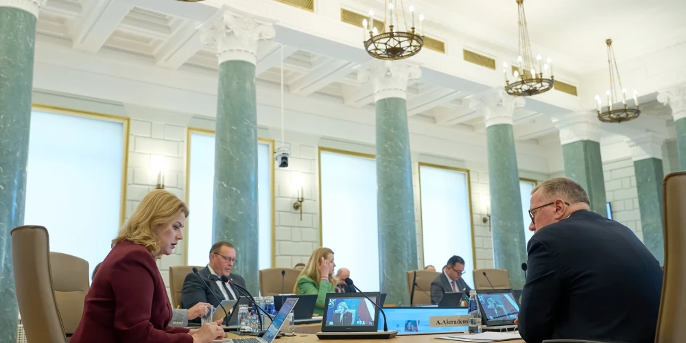 Ministru kabineta sēde.