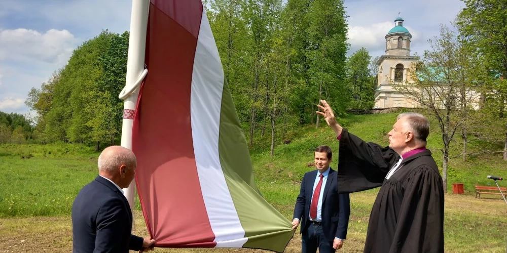 Sēlijas karoga pacelšana (publicitātes foto)