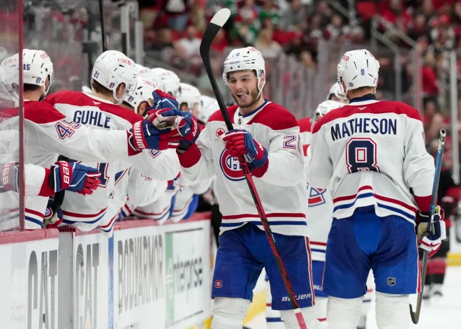 Slovāku talanta Slafkovska divi vārti sekmē "Canadiens" uzvaru pirmajā Austrumu konferences finālspēlē