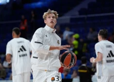 Basketbolists Gunārs Grīnvalds turpina spēlēt rezultatīvi jauniešu Eirolīgas finālturnīrā