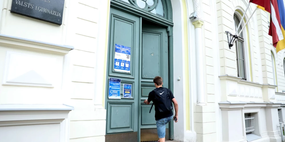 В этом году в Риге планируется открыть 10-е классы в 54 средних школах, включая шесть государственных гимназий.