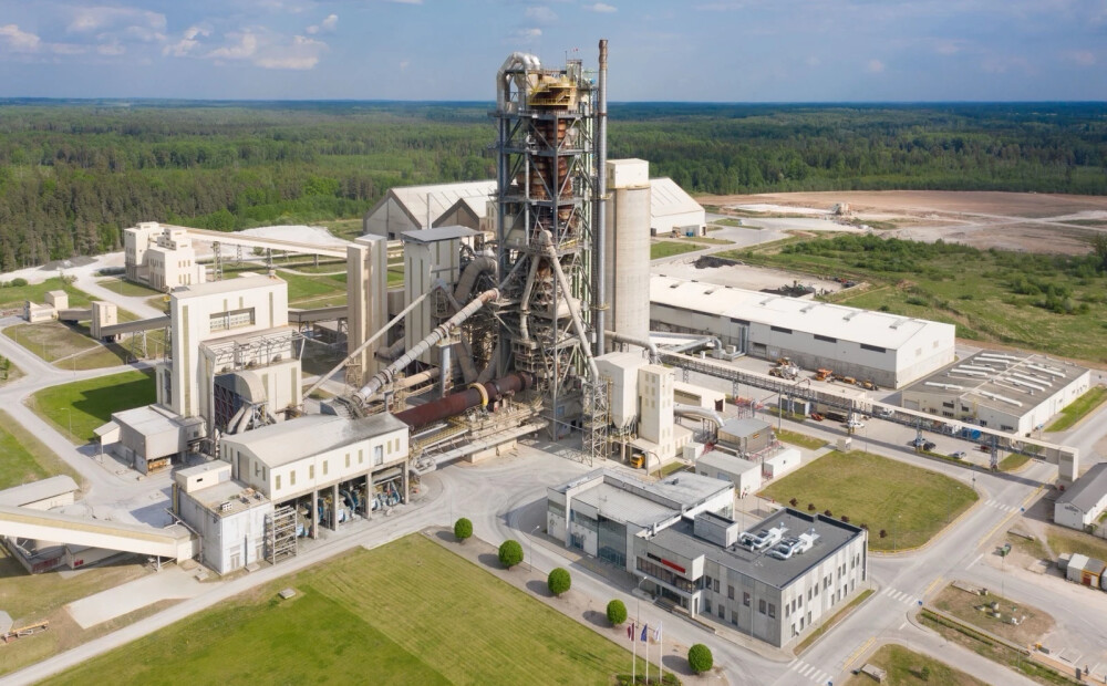 Ar vairāk nekā 500 miljonu eiro investīcijām Brocēnos plāno attīstīt klimatneitrālu cementa ražošanu